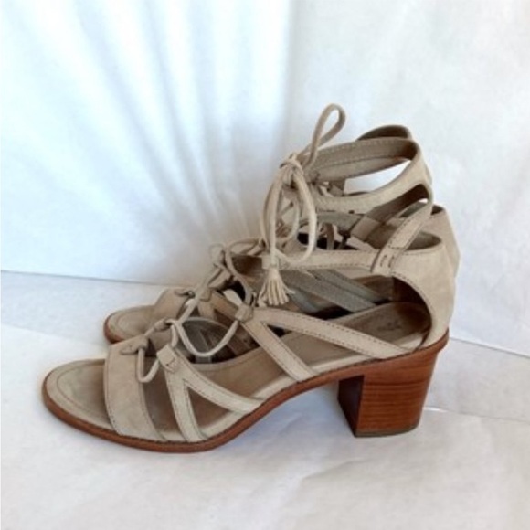11 FRYE BRIELLE STRAPPY LACE-UP BLOCK HEEL SANDAL . Tan nude color. EUC - Picture 11 of 12